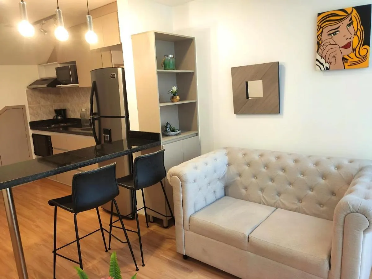 アパートホテル Cora 96 Street Apartments ボゴタ