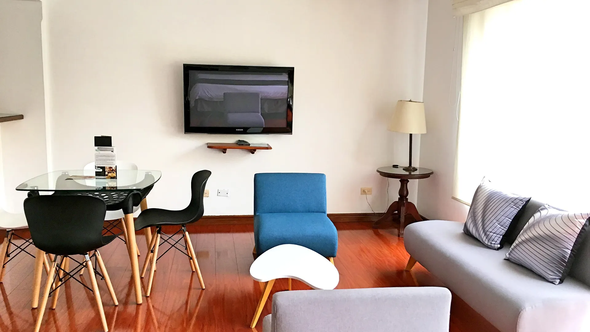 Cora 96 Street Apartments ボゴタ