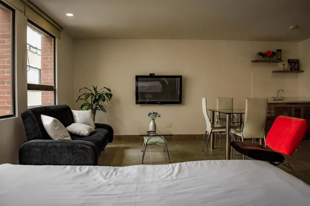Cora 96 Street Apartments ボゴタ 4*,